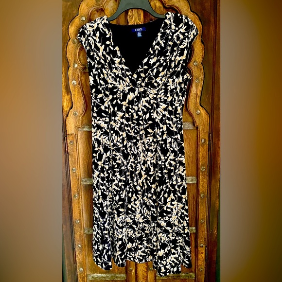 Chaps Dresses & Skirts - Chaps dress with lining.